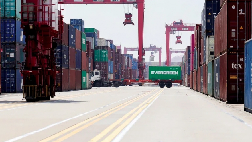 Trung Quốc chính thức áp dụng thu phí cảng đặc biệt với tàu thuyền Mỹ